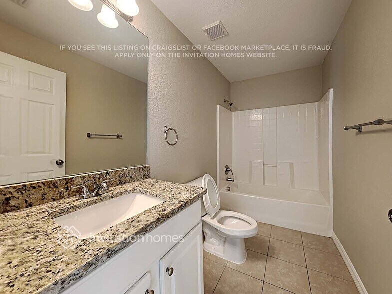 Building Photo - 96 Purus St