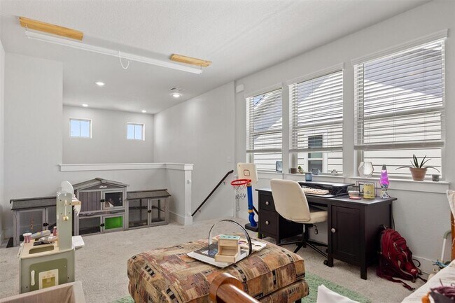 Building Photo - 8612 McKamy Dr