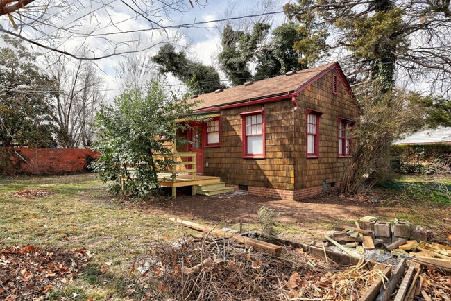 Building Photo - 401 S Berry Rd