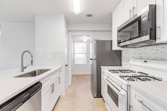 Building Photo - 9611 Bear Paw Trail