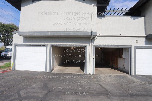 Building Photo - 8229 Woodland Dr