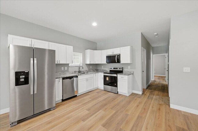 Building Photo - 2813 N Talbott St