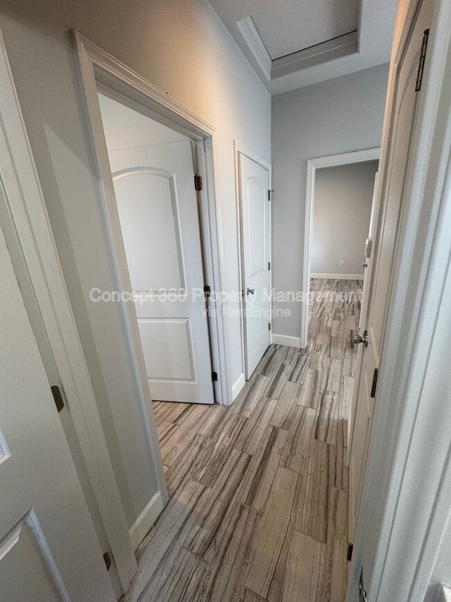 Building Photo - 1143 W 163rd St