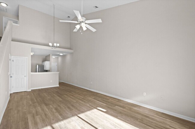 Building Photo - 3BR Townhome Carolina Forest – GREAT PRICE - Community Pool/Lake View