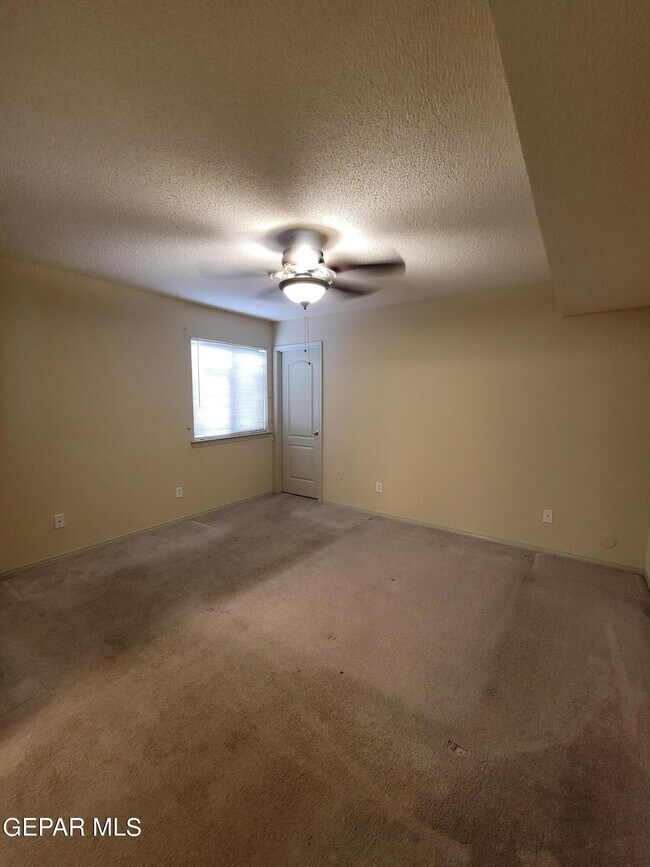 Building Photo - 14267 Pacific Point Dr