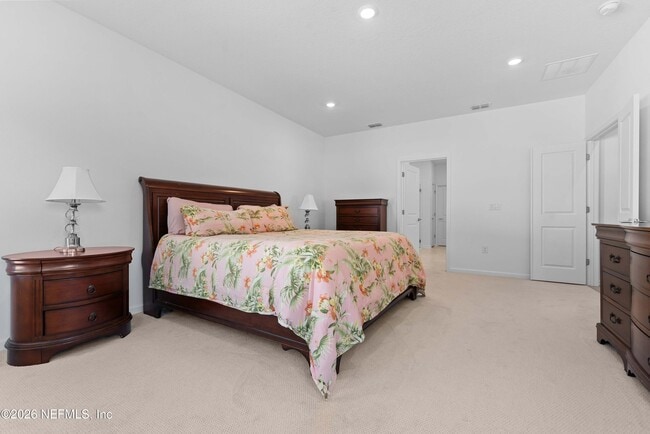 Building Photo - 64 Silver Heron Wy