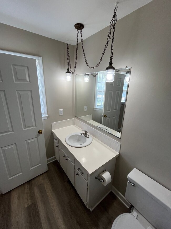Building Photo - Incredible Location in N Davidson Co with ...