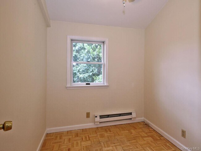 Building Photo - 56 S Lawn Ave