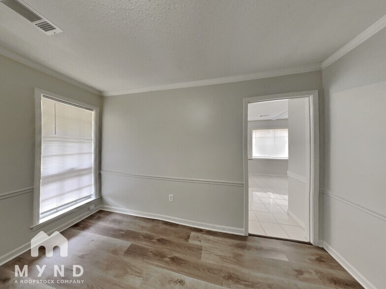 Building Photo - 6726 Beaverlodge Dr