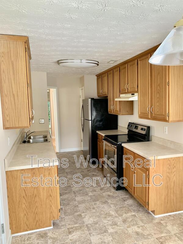 Building Photo - 4068 Beaver Oaks Dr