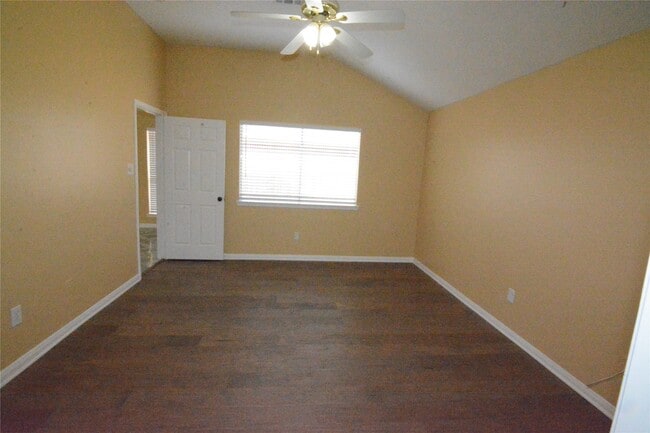 Building Photo - 9131 Knightsland Trail