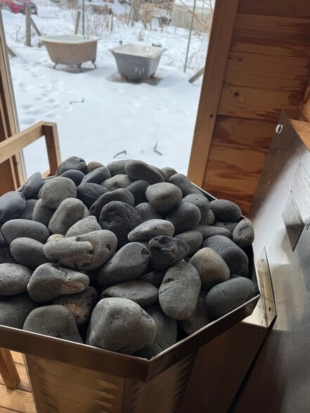 Building Photo - 3 Meadow St