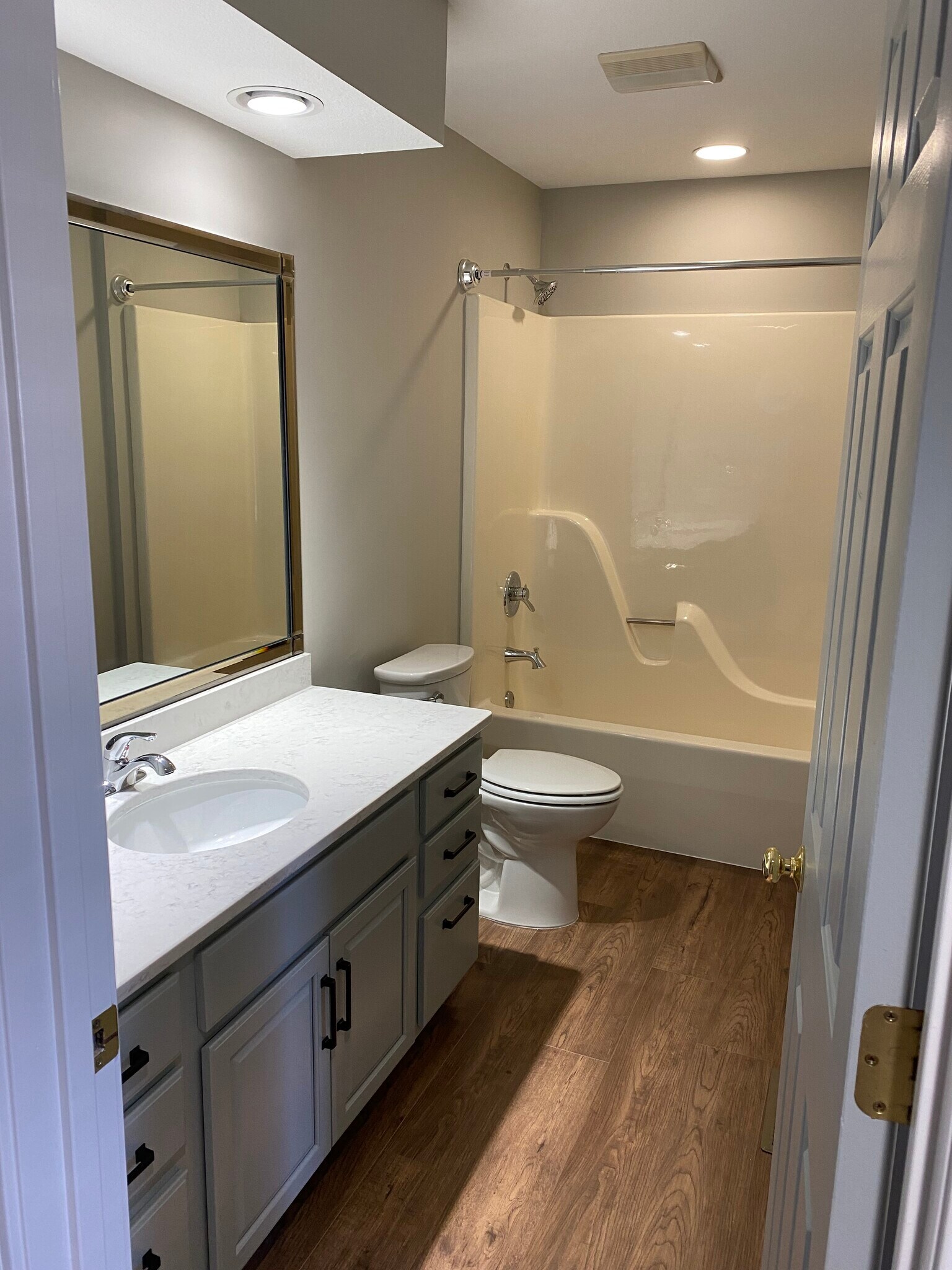 Building Photo - 2930 E Shetland Dr