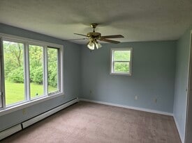 Building Photo - 97 Fisherville Rd