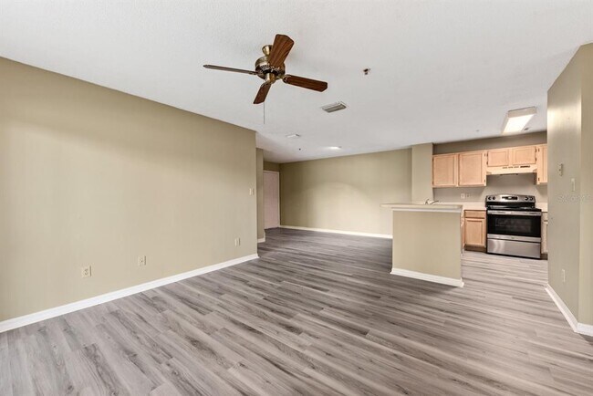 Building Photo - 4057 Crockers Lake Blvd