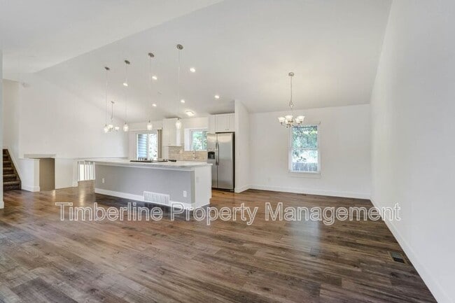 Building Photo - 6446 Pulpit Rock Dr