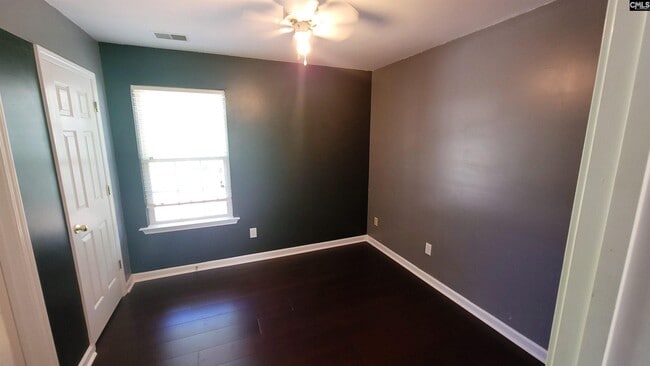 Building Photo - 514 Oak Cove Dr