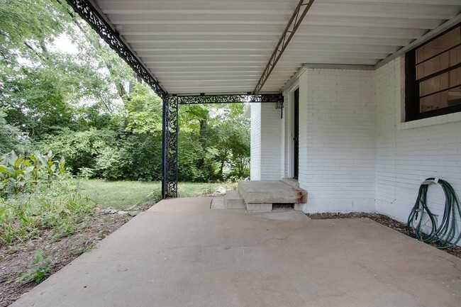 Building Photo - Cute 3BR Ranch in the Heart of Nashville