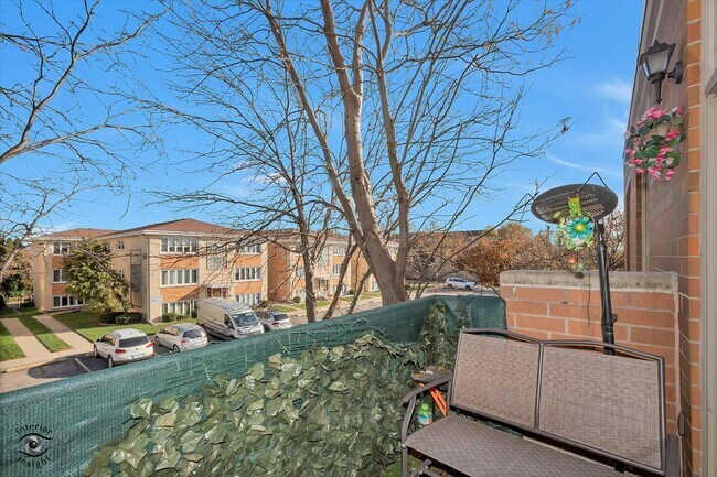 Building Photo - 4330 N Neva Ave