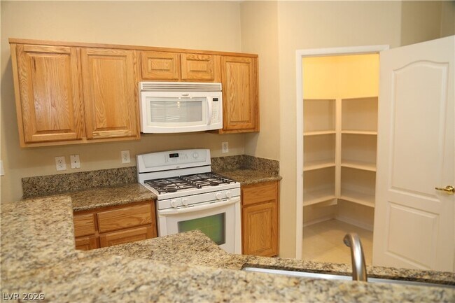 Building Photo - 4780 Double Down Dr