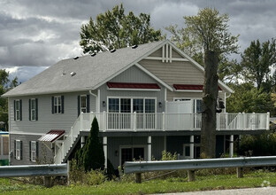 Building Photo - 10783 OH-366