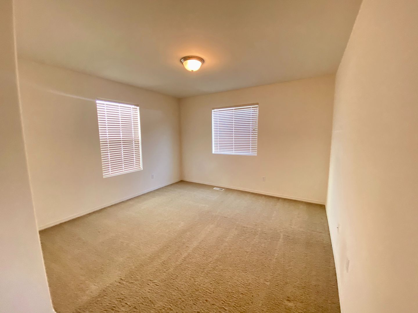 Building Photo - Next to Marysville Getchell High School