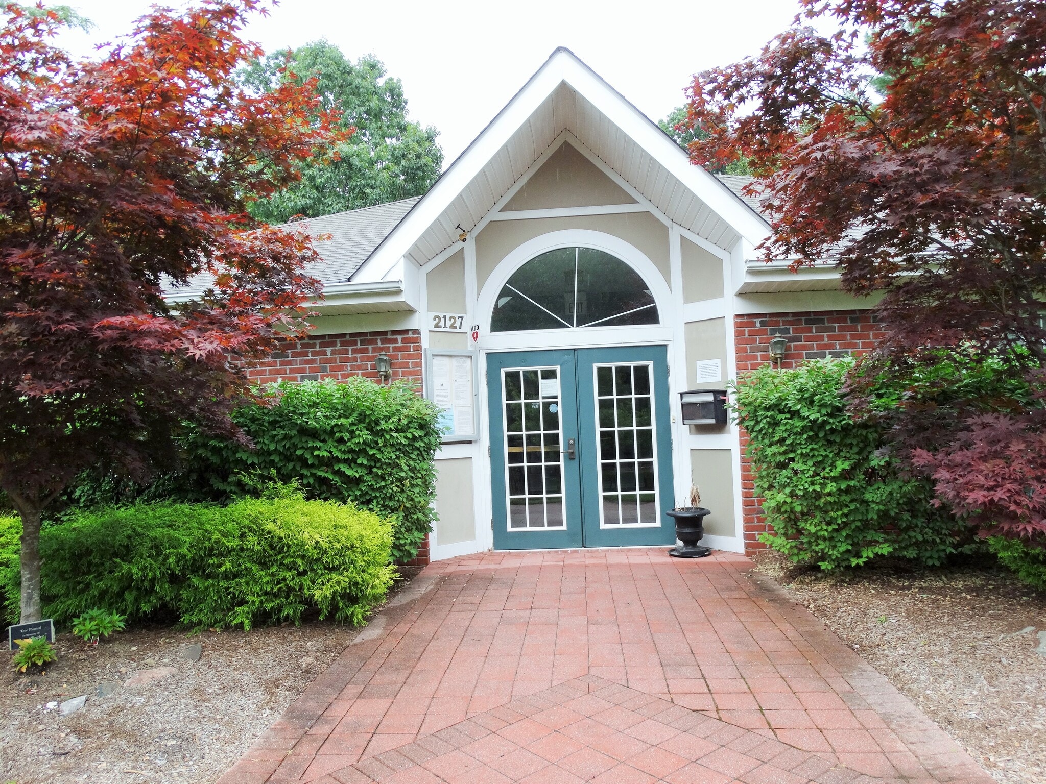 club huose - 2269 Nash Ct