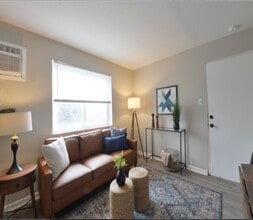 Building Photo - Newly Renovated All Electric 1 Bedroom in ...