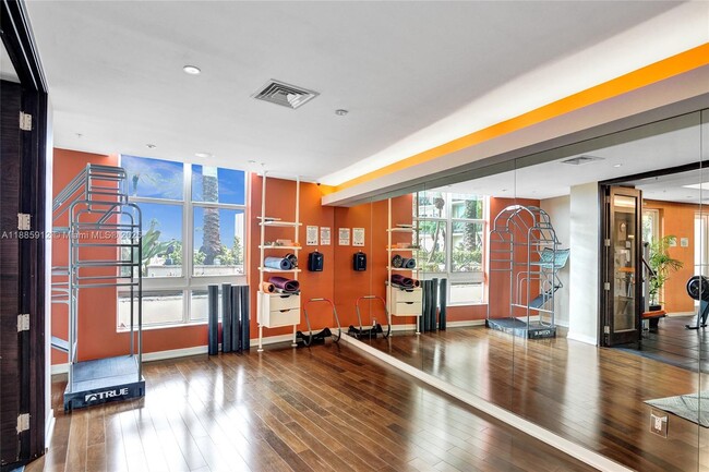 Building Photo - 550 Okeechobee Blvd