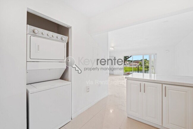 Building Photo - 15685 SW 82nd Cir Ln