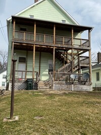 Building Photo - 1335 W 13th St