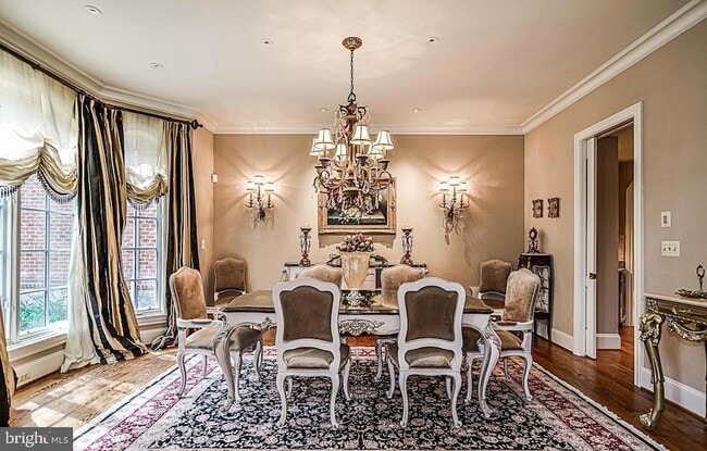 Building Photo - 7841 Montvale Way