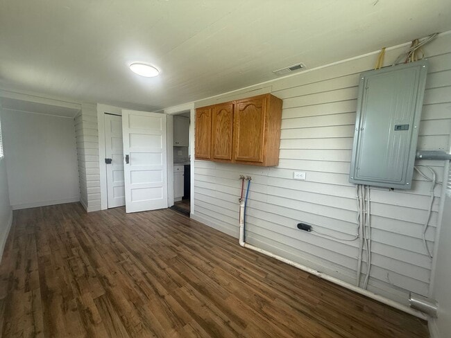 Building Photo - 3 Bedroom 1 Bathroom Home in Greene County...