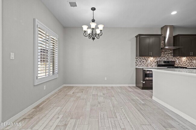 Building Photo - 13440 Emerald Ranch Ln