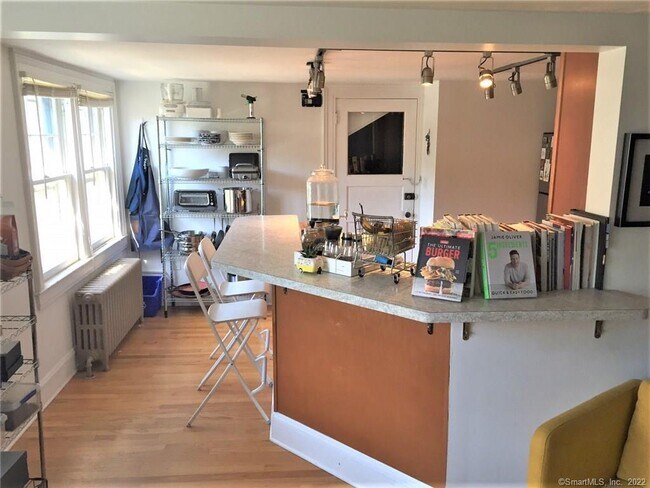 Building Photo - 209 Willard St