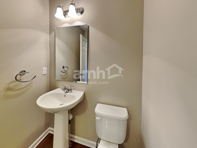 Building Photo - 4190 Brookdale Ct