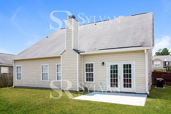 Building Photo - Life Just Got Better!