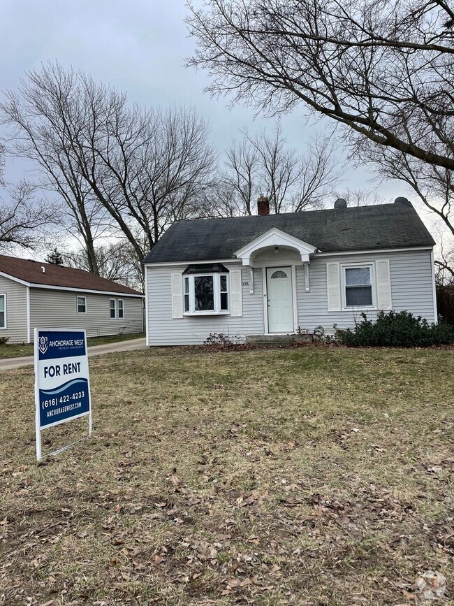 Building Photo - Lovely 2 Bedroom Southside Holland
