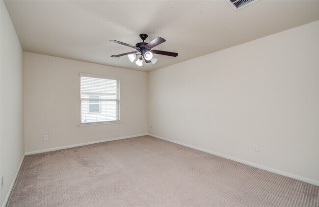 Building Photo - 2702 Fairfield Bend Pl