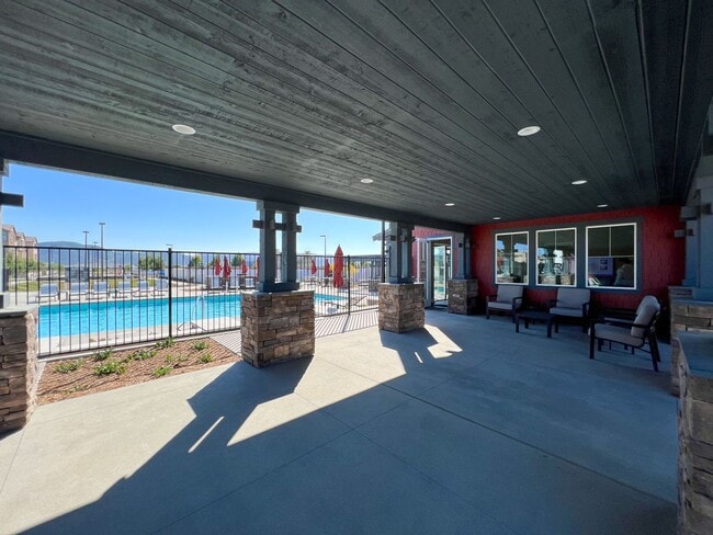 Building Photo - Brand new Condo with SOLAR for LEASE in Te...