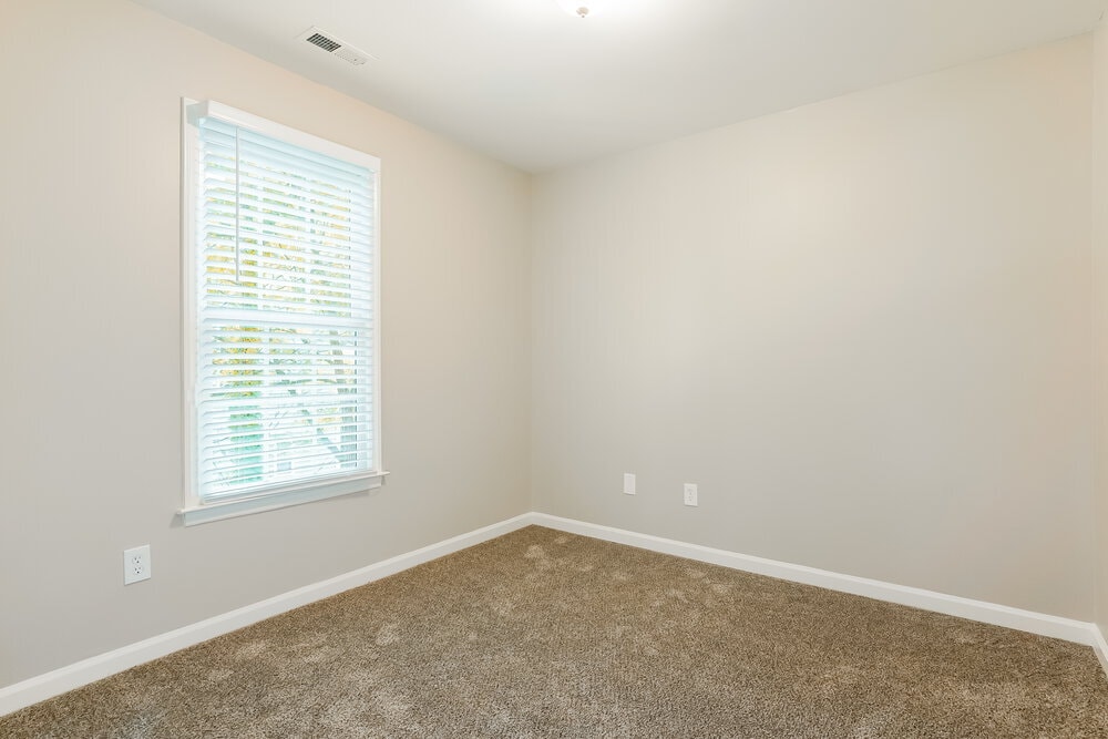 Building Photo - 4936 Bivens Dr