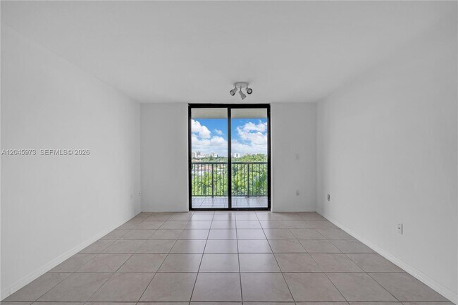 Building Photo - 1690 SW 27th Ave