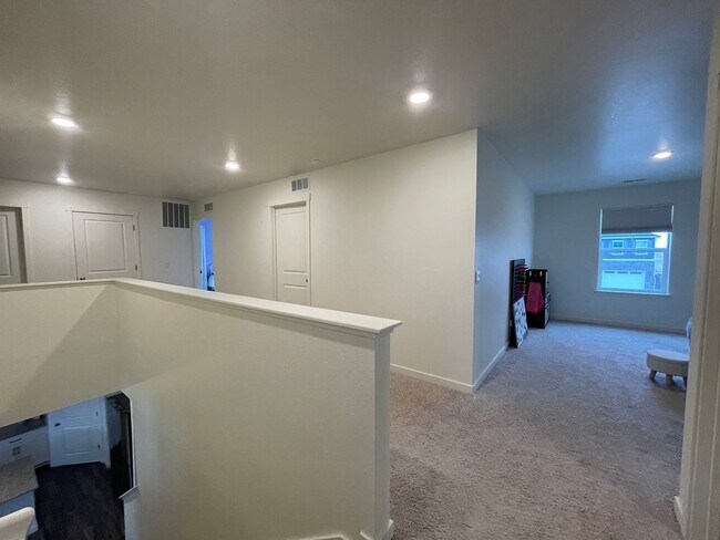 Building Photo - Live Lavishly in Harmony Ridge- Fully Furnished 5-Bedroom Dream Home with Backyard Oasis & Speake...