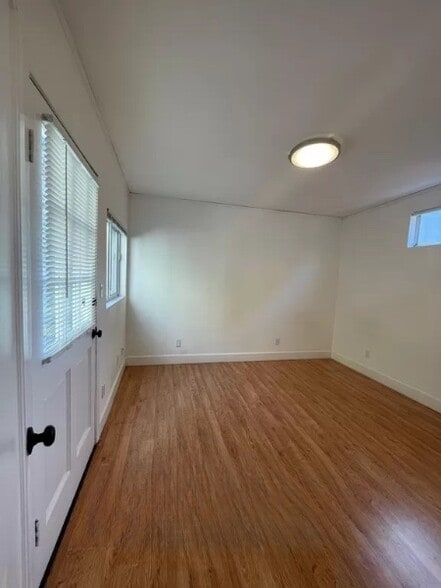 Bedroom B 2 - 535 30th St