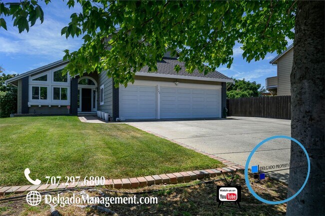 Building Photo - Gorgeous Glen Cove Property Available Soon!