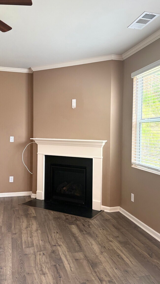 Building Photo - 4475 Merrigold Wy