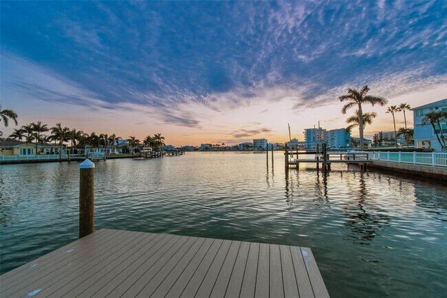 Building Photo - 3 Treasure Ln