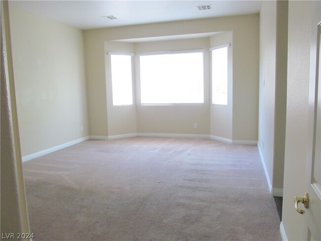Building Photo - 7225 Fern Meadow St