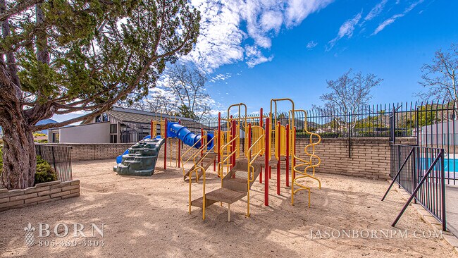 Building Photo - 4007 Santa Tomas Pl