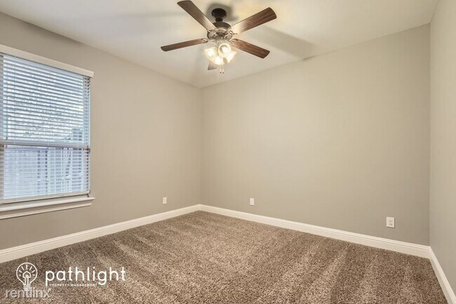 Building Photo - 5 br, 2 bath House - 540 Hunt Farms Road UNIT